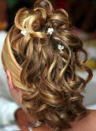 frisuren locken kurz 2012