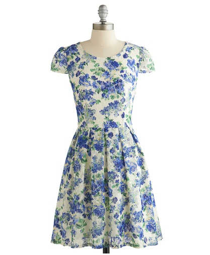 vestidos acampanados