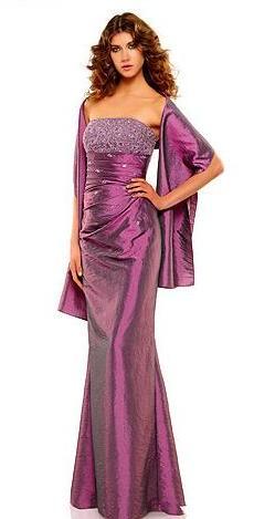 trajes pegados al cuerpo