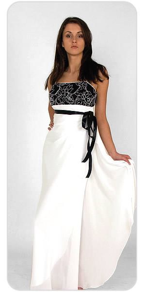 vestidos blancos con lazos