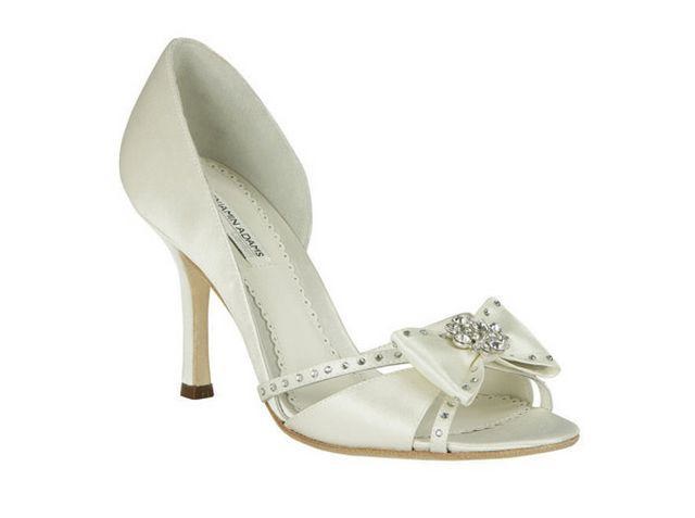 zapatos blancos de moda