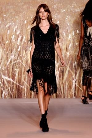 vestidos con flecos para fiestas