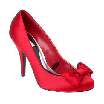 zapatos altos de color rojo
