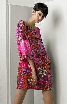 vestidos floreados modernos