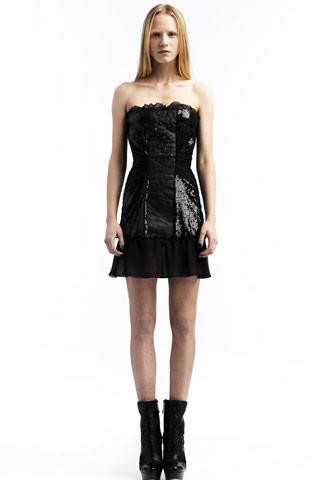 vestidos con detalles dorados