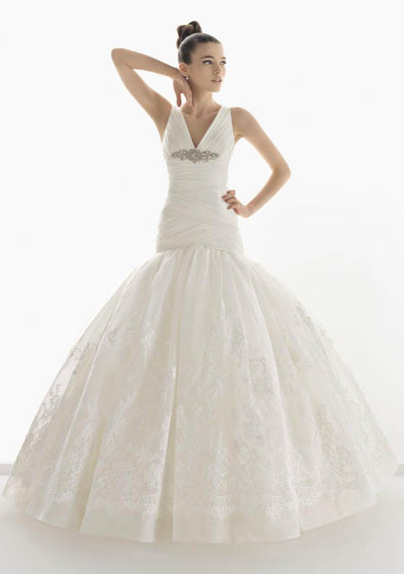 trajes pomposos para novias