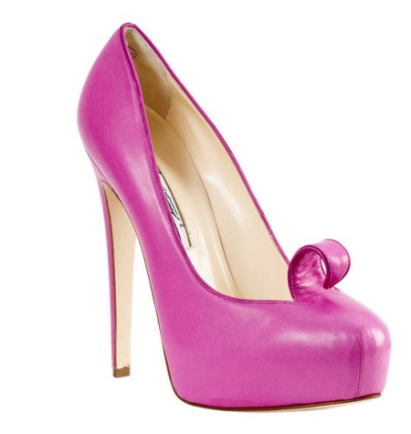 zapatos altos modernos