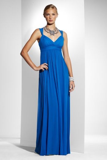 vestidos largos con capas