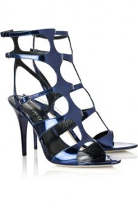 zapatos con tiras