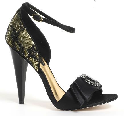 zapatos de tacón alto