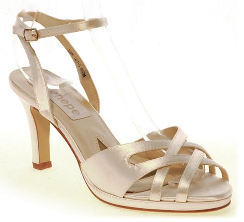 zapatos de novia color dorado