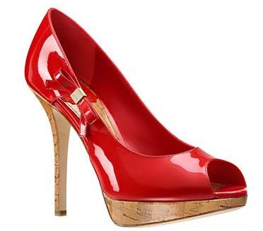 zapatos de color rojo