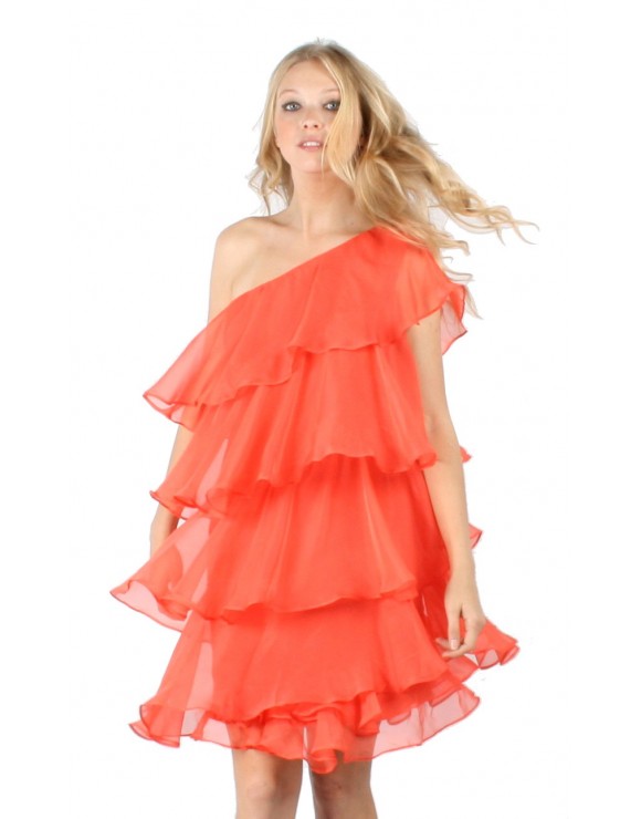 modelo de vestidos con capas