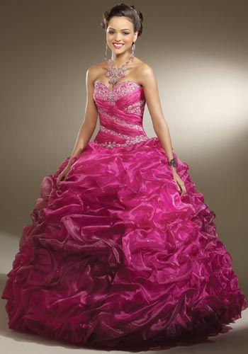 vestidos de faldas amplias para 15 años