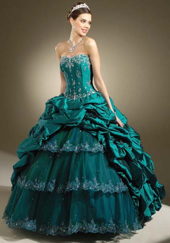 vestidos de faldas amplias para 15 años