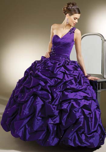vestidos de faldas amplias para 15 años