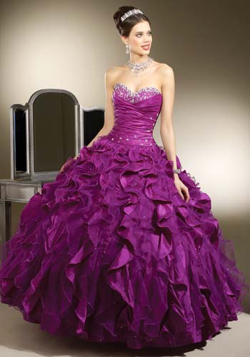 vestidos de faldas amplias para 15 años