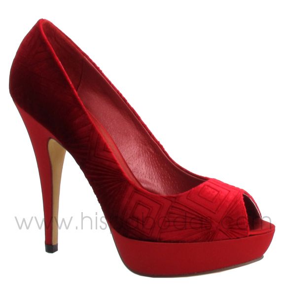 zapatos altos de fiesta