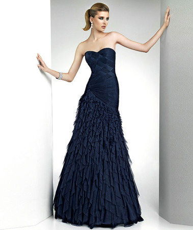 vestidos de fiesta con capas