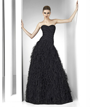 vestidos de fiesta con capas