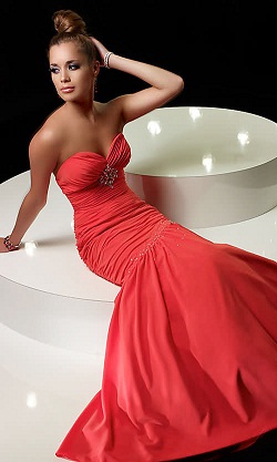 vestidos de fiesta corte sirena