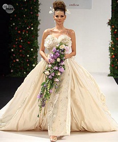 vestidos modernos de novia