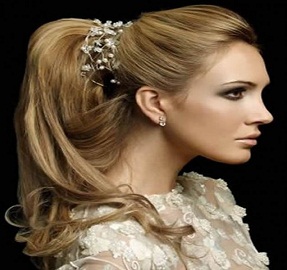 peinados altos de moda