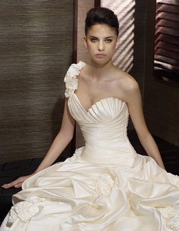 novedosos vestidos de novia
