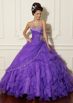 vestidos pomposos color morado
