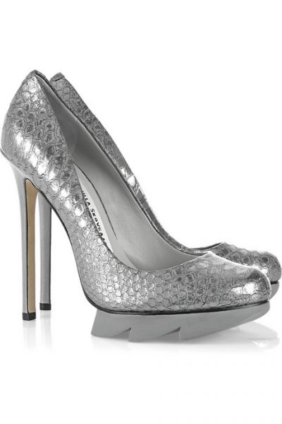 zapatos muy altos 