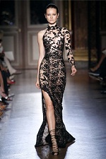 vestidos con aperturas laterales