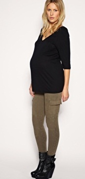 pantalones ajustados a la moda
