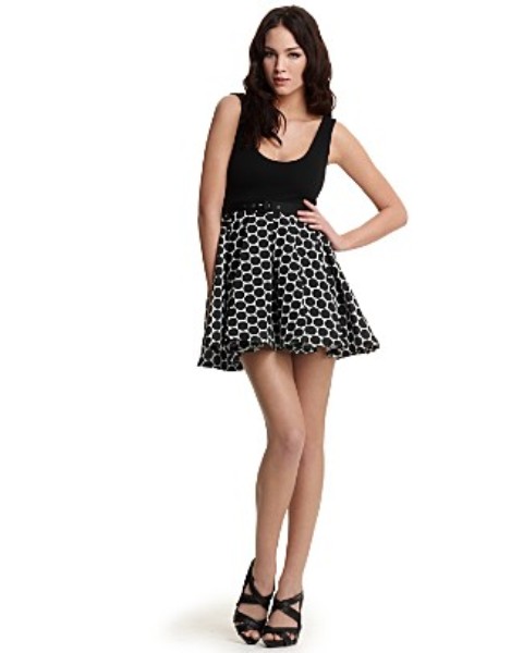 vestidos con bolitas