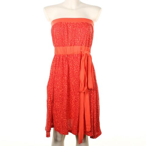 vestidos de colores fuertes