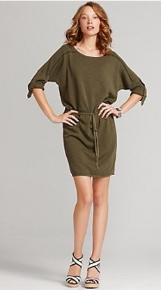 vestidos casuales con volantes