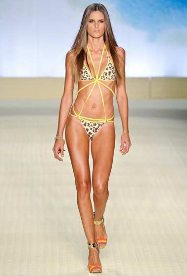 bikinis estampados de moda 2013