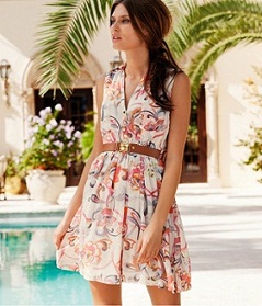 vestidos cortos floreados 