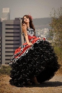 vestidos modernos de quince años