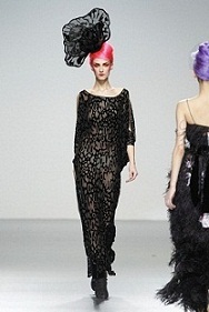 vestidos extravagantes de fiesta