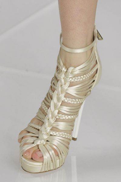 zapatos elegantes de novia