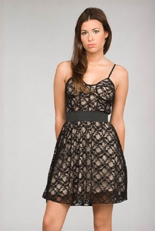 vestidos sueltos con encaje