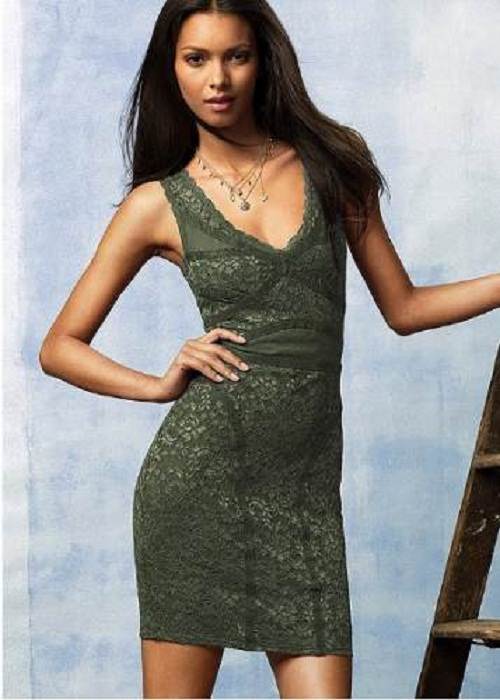 vestidos sueltos con encaje