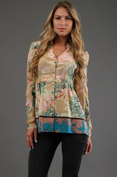 Blusas manga larga con estampados floreados Blusas manga larga con estampados floreados
