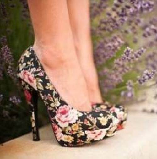 Zapatos floreados casuales y de fiesta Zapatos floreados casuales y de fiesta