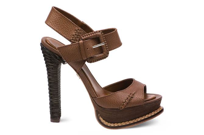 zapatos altos de verano