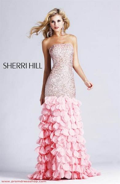 vestidos con cola para fiestas