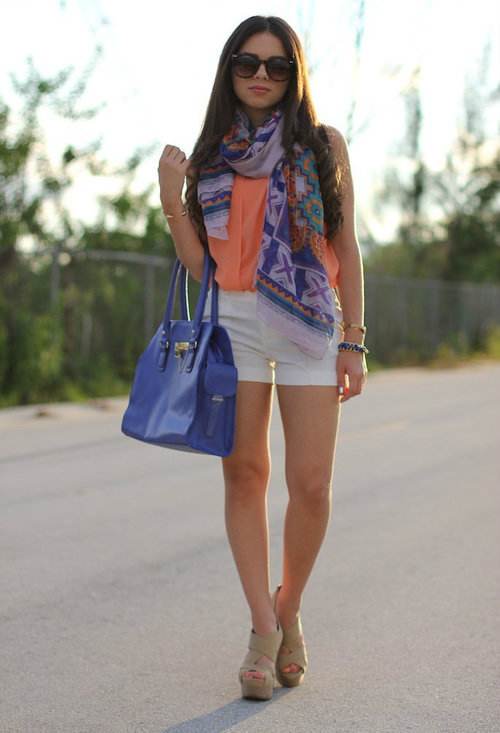 looks con short