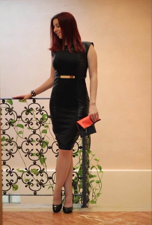 Vestidos negros para asistir a una boda de día | AquiModa.com