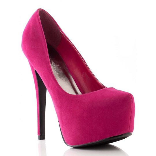 Zapatos altos de color fucsia