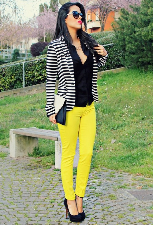 tendencia outfits amarillos